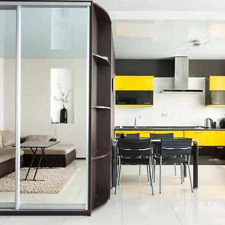 Просторная Квартира На Улице Бориса Гмыри 4 Kyiv Exterior photo